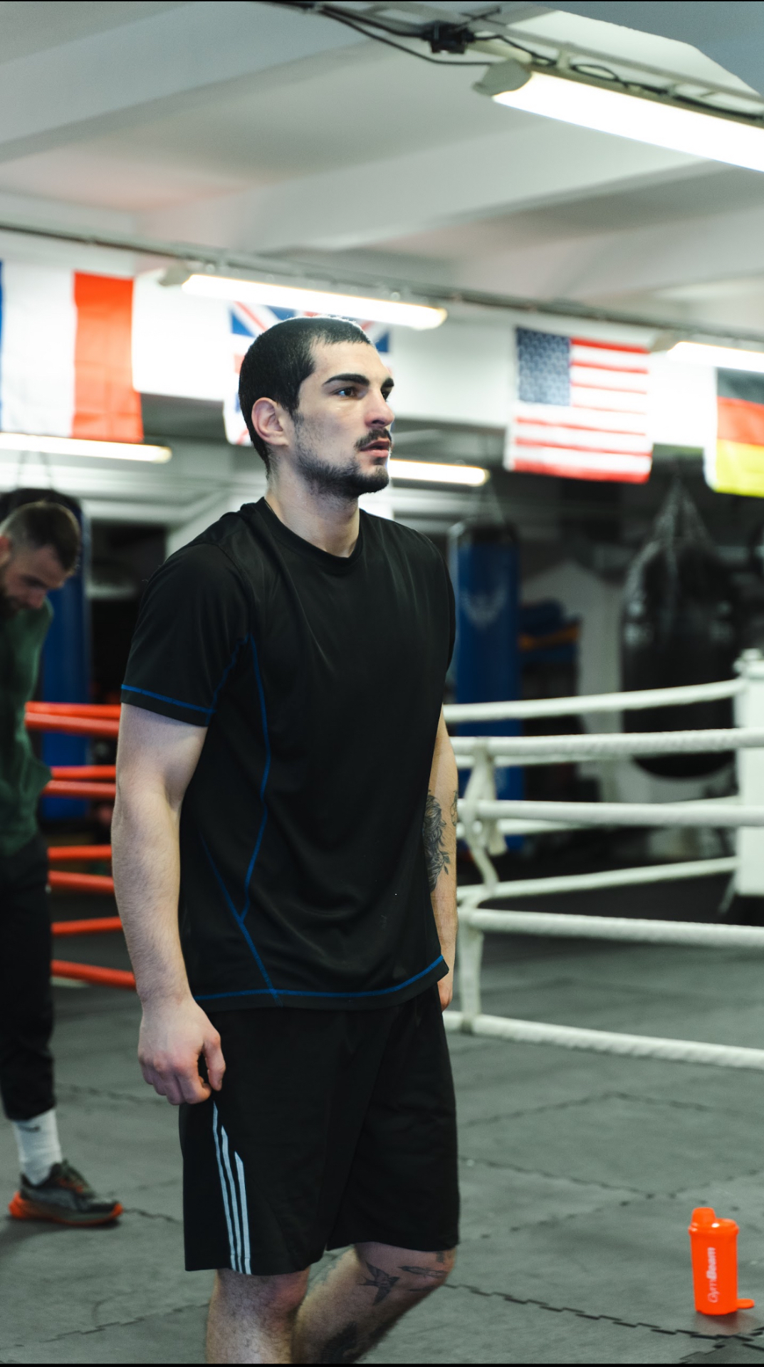 Goga Mamulashvili in the boxing gym in Prague